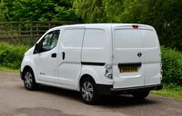 NISSAN E-NV200