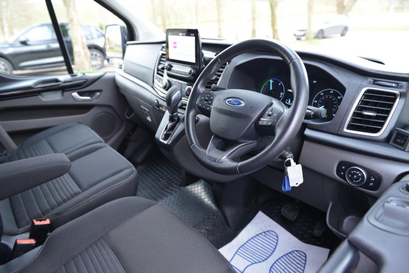 FORD TRANSIT CUSTOM