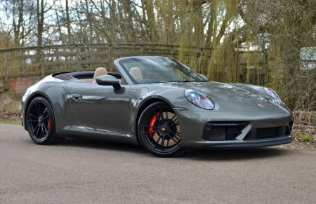 PORSCHE