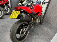 DUCATI MONSTER 696